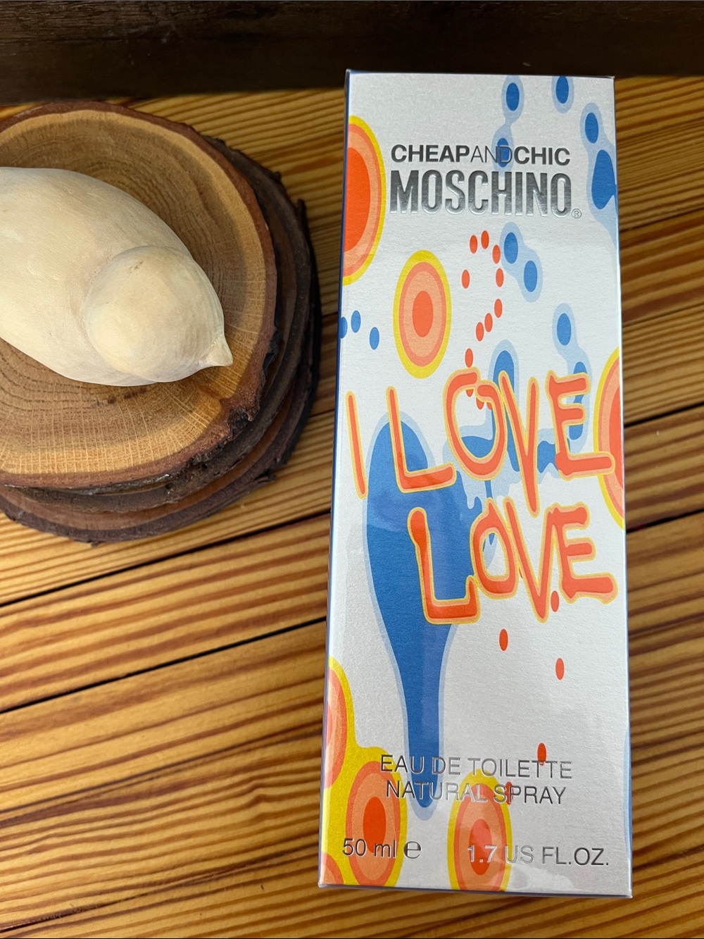 Moschino Cheap and Chic I Love Love Box - 50mL
